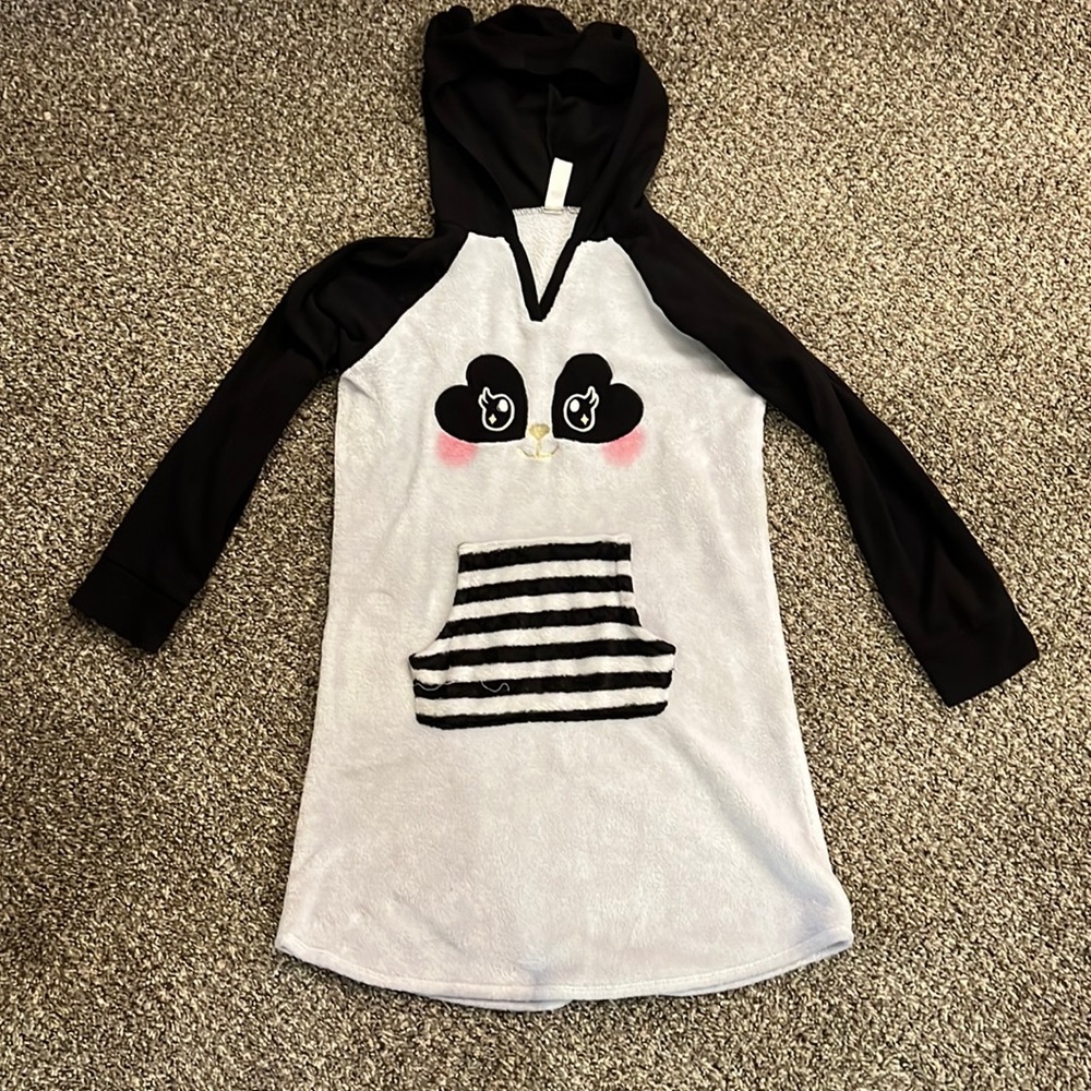 Hold - Justice fuzzy nightgown